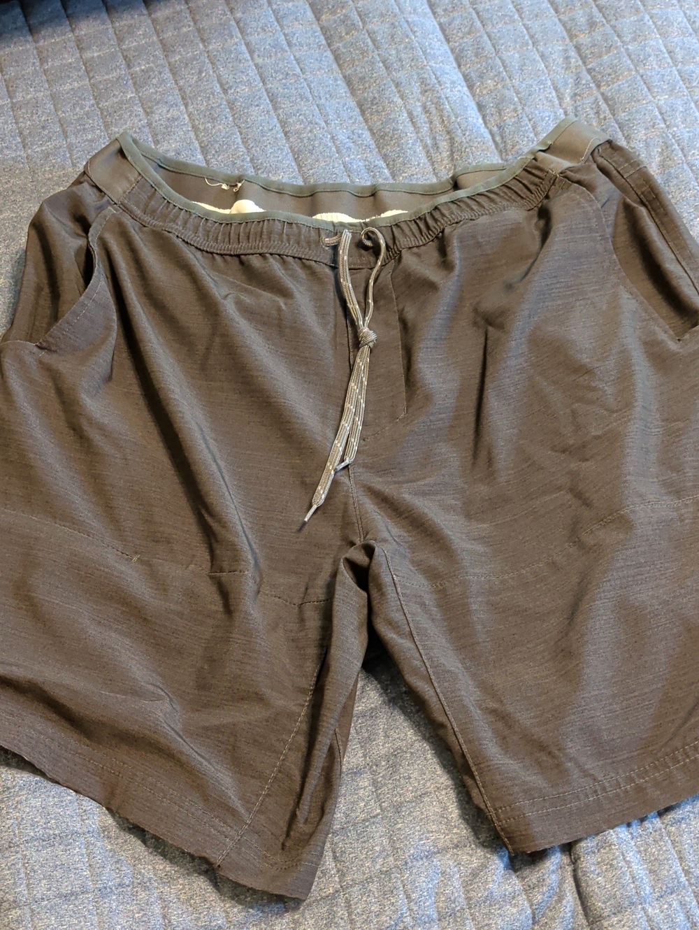Columbia Hybrid Shorts